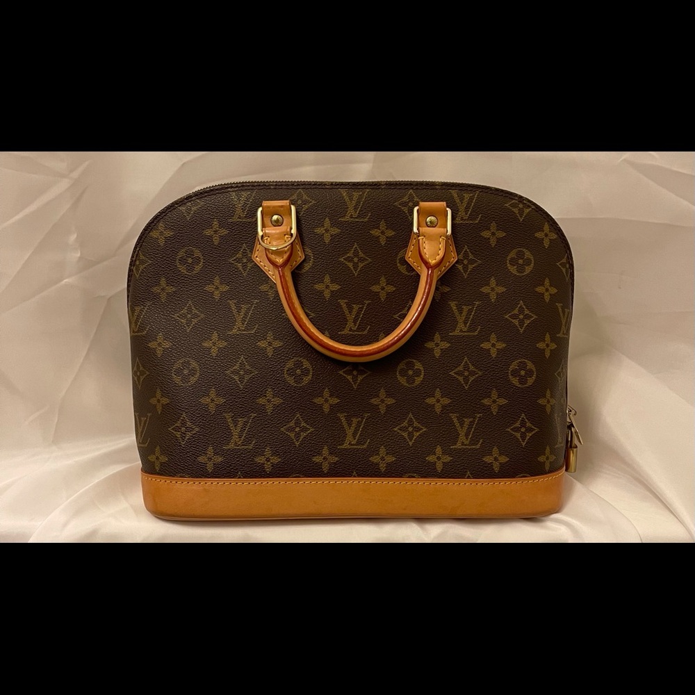 Authentic Louis Vuitton Alma PM